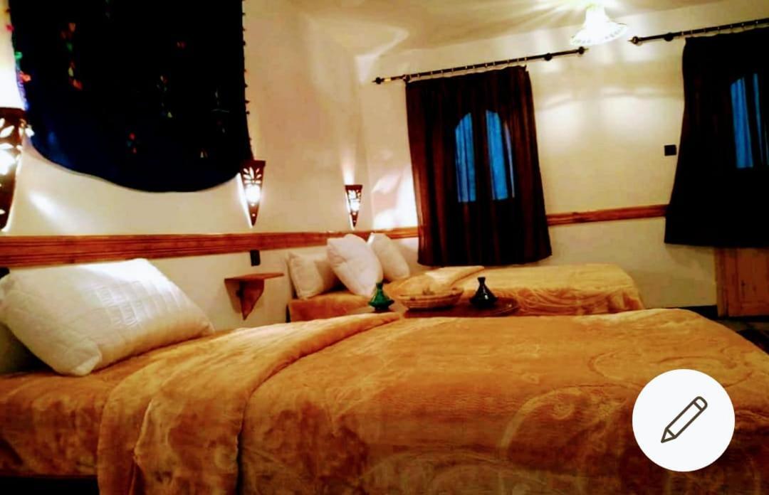 Riad Pizzeria Marhaba Akhendachou n'Ait Ouffi ภายนอก รูปภาพ